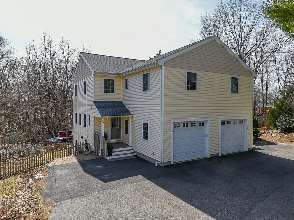 72 Woodbury Avenue Portsmouth NH 03801