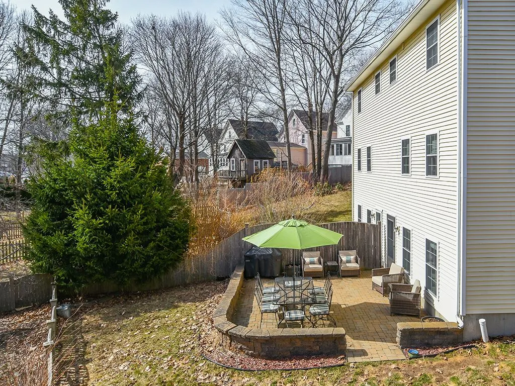 72 Woodbury Avenue Portsmouth NH 03801