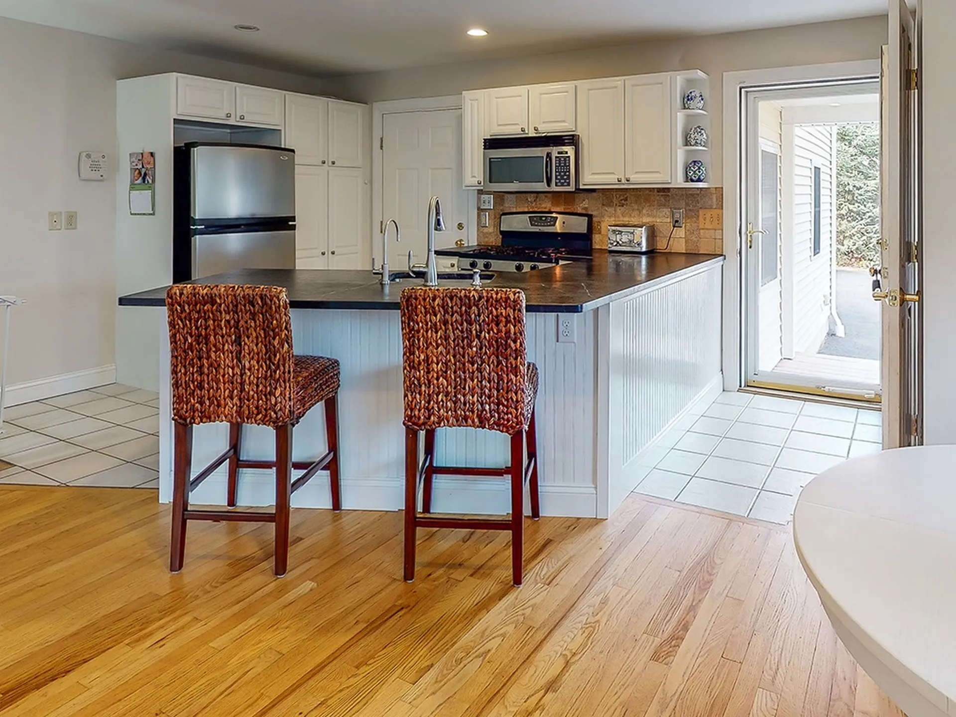 72 Woodbury Avenue Portsmouth NH 03801