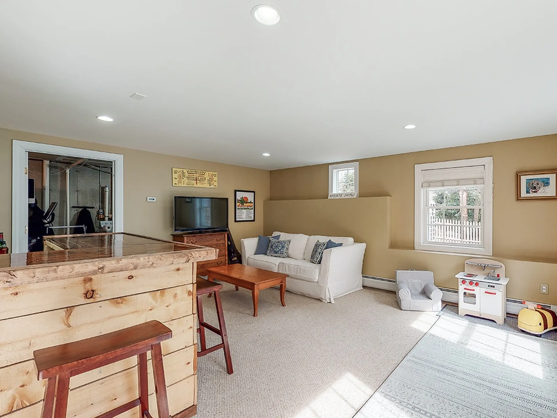 72 Woodbury Avenue Portsmouth NH 03801