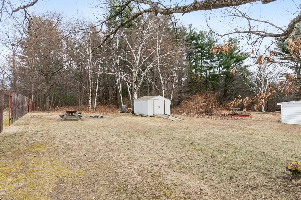 15 Sand Hill Road Salem NH 03079