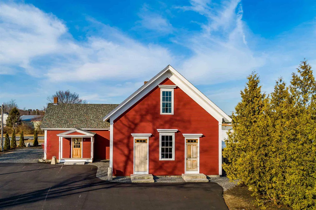 32 Eldridge Road Wells ME 04090-4046