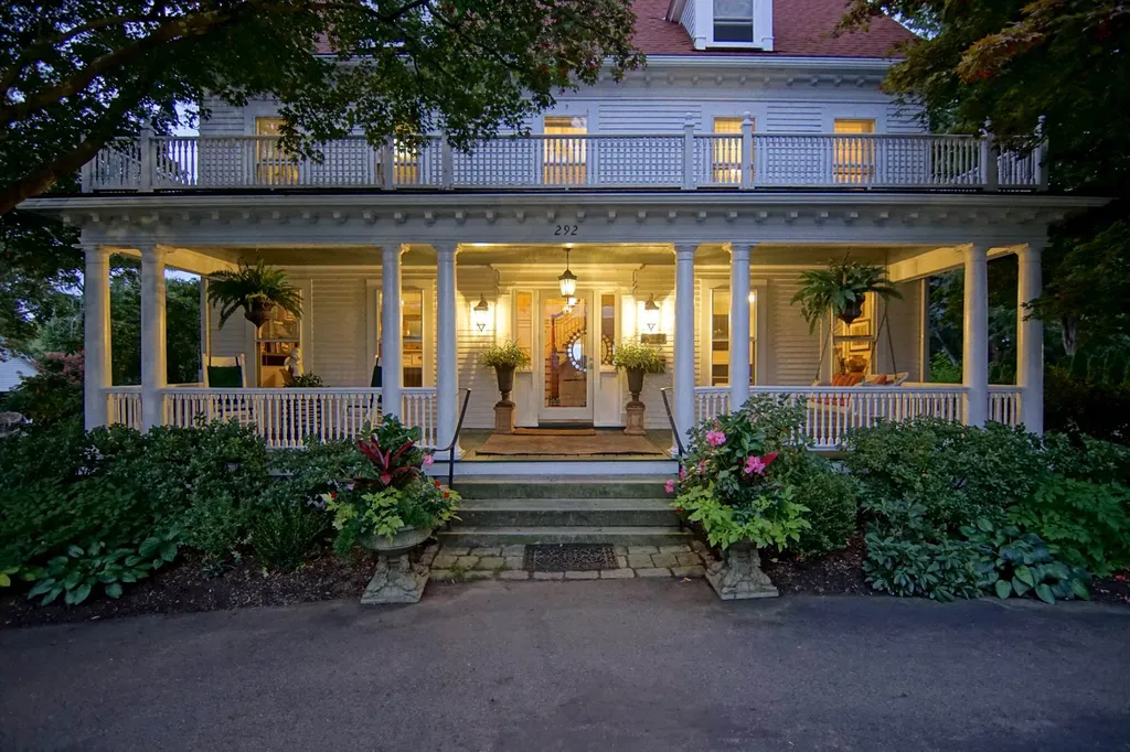 292 Middle Road Portsmouth NH 03801