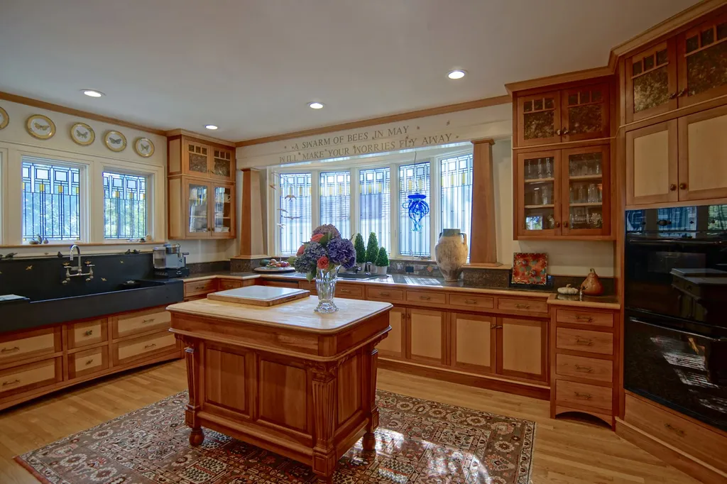 292 Middle Road Portsmouth NH 03801