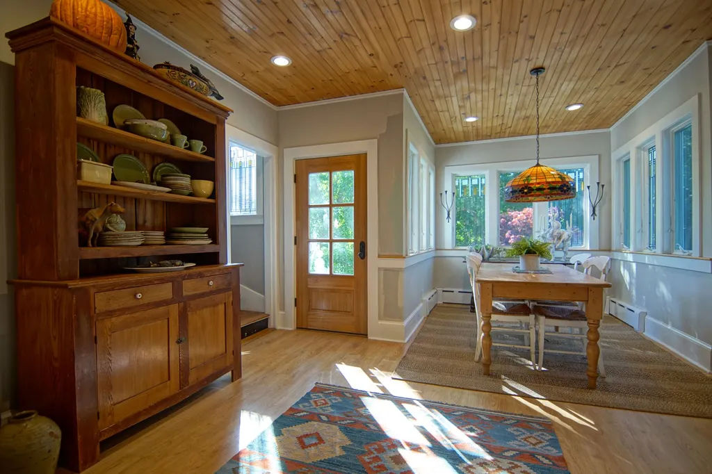 292 Middle Road Portsmouth NH 03801