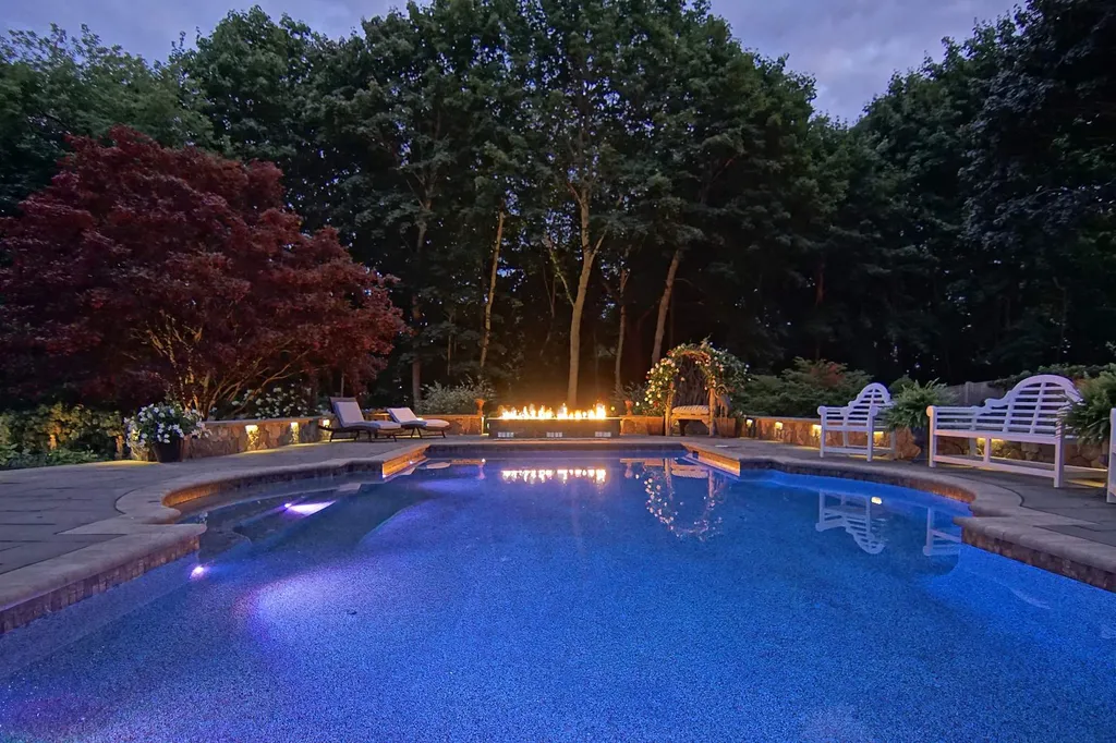 292 Middle Road Portsmouth NH 03801