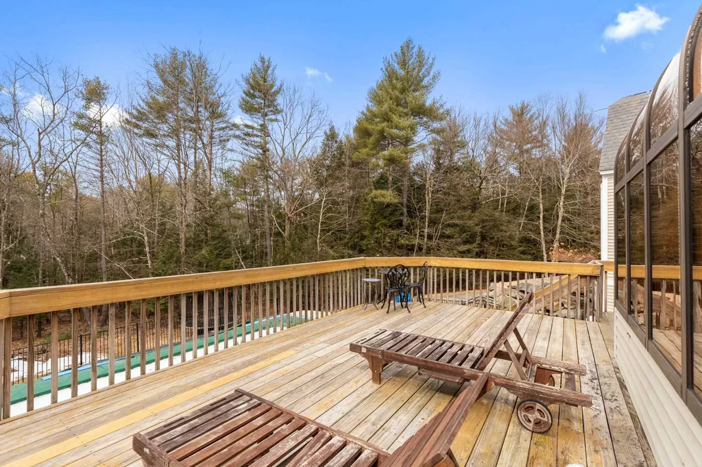 38 Sandy Brook Drive Durham NH 03824