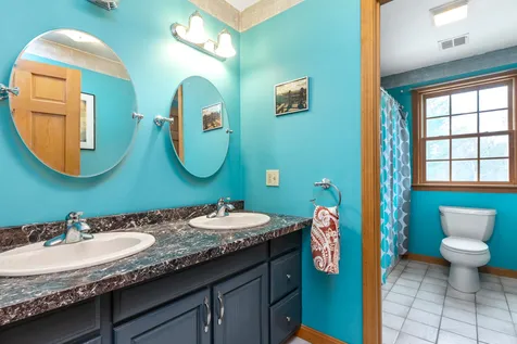 38 Sandy Brook Drive Durham NH 03824