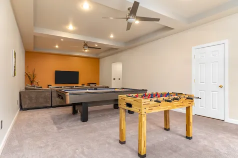 38 Sandy Brook Drive Durham NH 03824