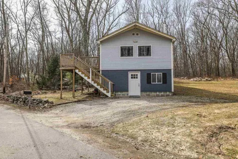 14 Cove Drive Derry NH 03038