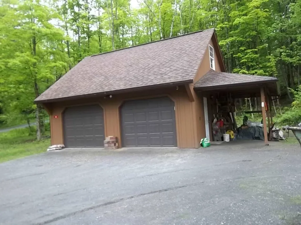 40 Bigelow Lane Royalton VT 05068