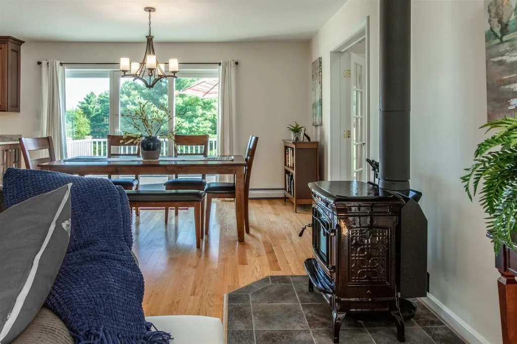 1056 Sunset Hill Road Williston VT 05495