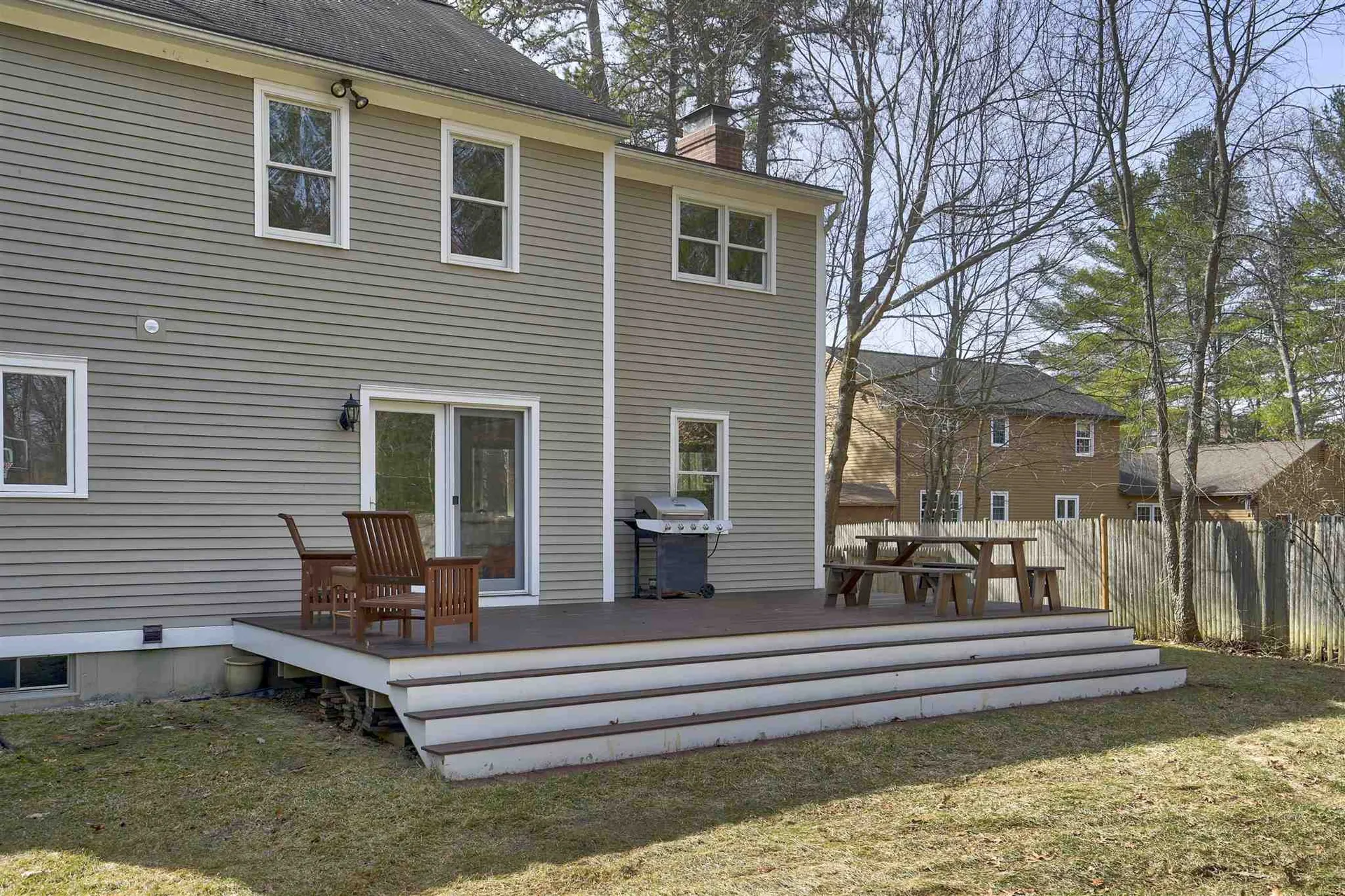 18 Tamarack Lane Amherst NH 03031