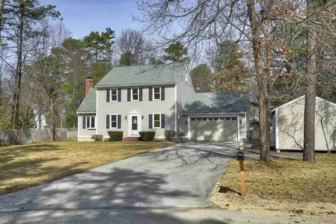 18 Tamarack Lane Amherst NH 03031