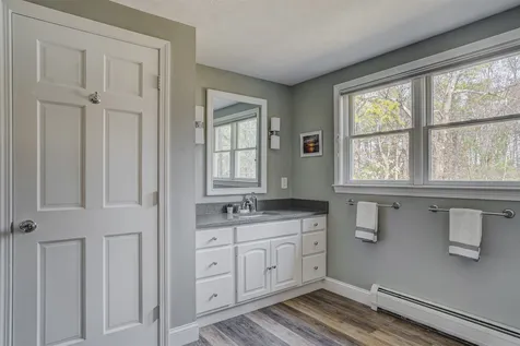 18 Tamarack Lane Amherst NH 03031