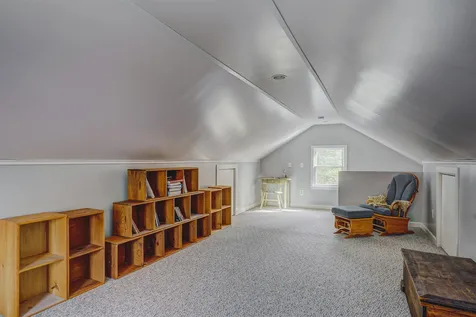 18 Tamarack Lane Amherst NH 03031