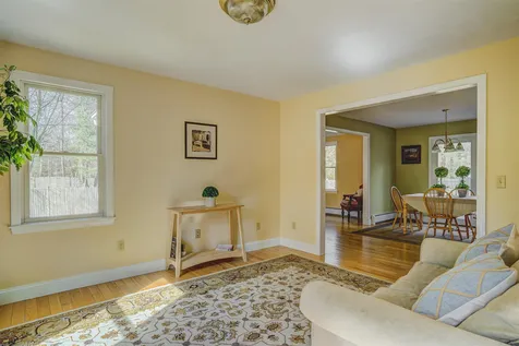 18 Tamarack Lane Amherst NH 03031
