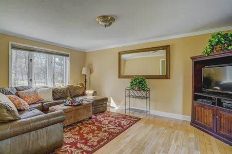 18 Tamarack Lane Amherst NH 03031