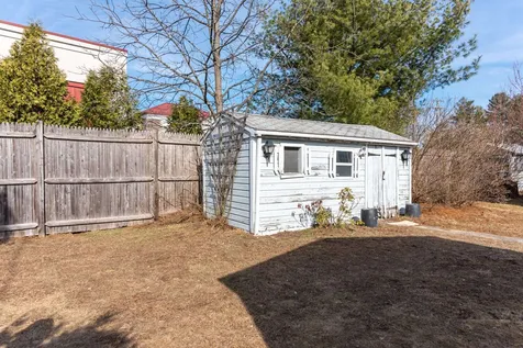 3 Sherwood Lane Merrimack NH 03054