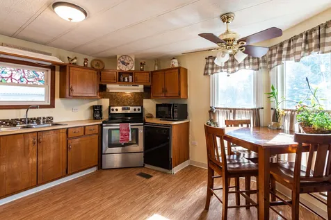 3 Sherwood Lane Merrimack NH 03054