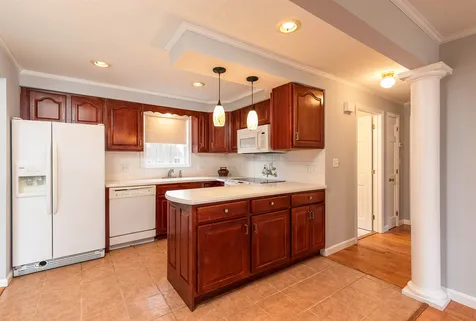 75 Woodbine Avenue Concord NH 03303-3472