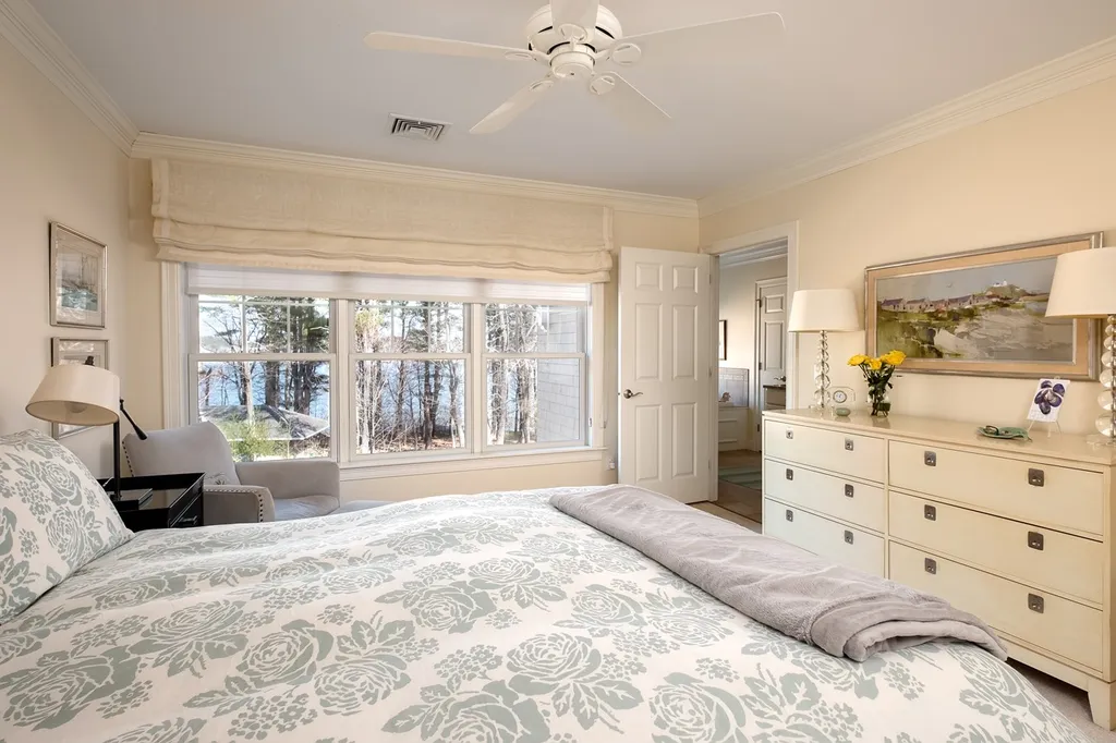 100 Shepards Cove Road Kittery ME 03904
