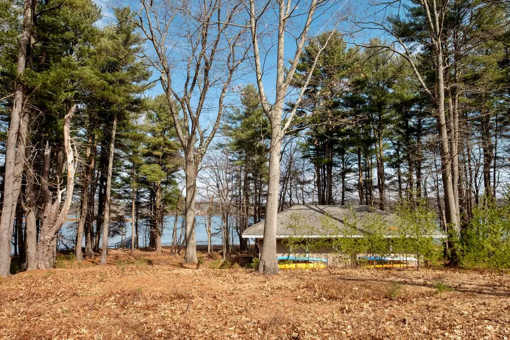 100 Shepards Cove Road Kittery ME 03904