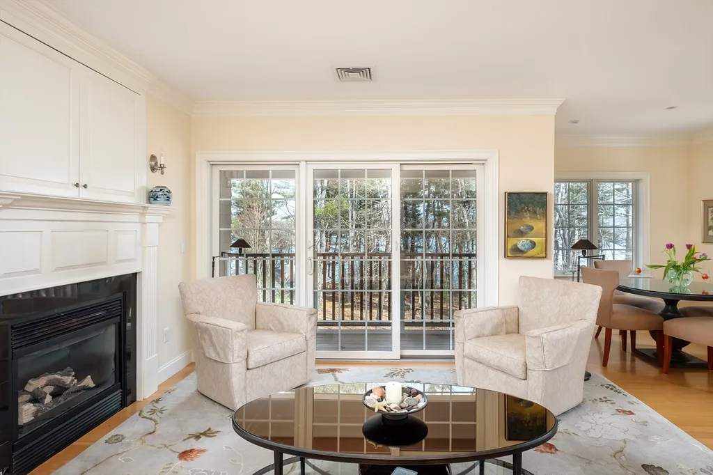 100 Shepards Cove Road Kittery ME 03904