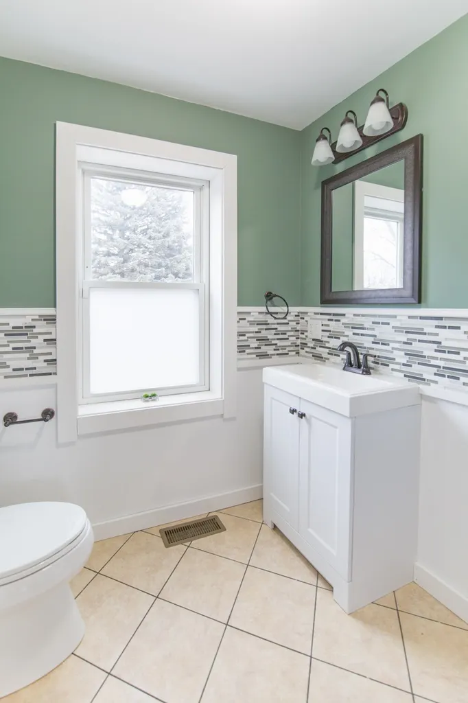 1 Abnaki Avenue Essex VT 05452