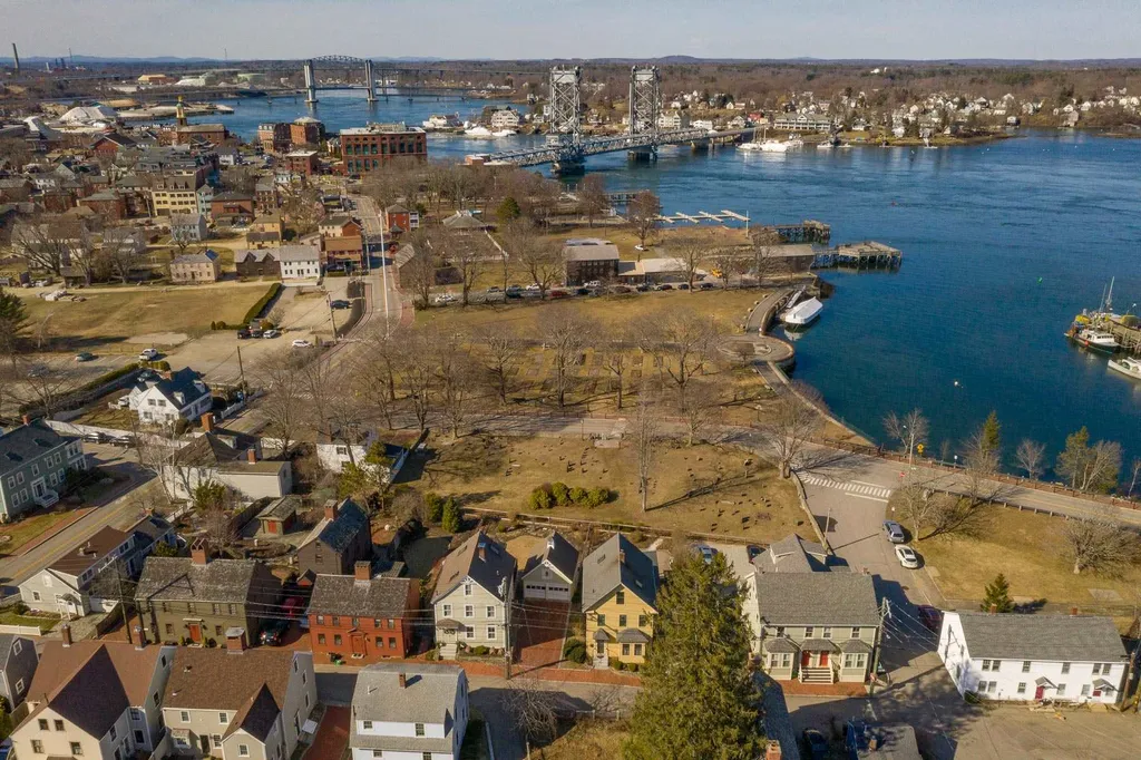 199 Gates Street Portsmouth NH 03801