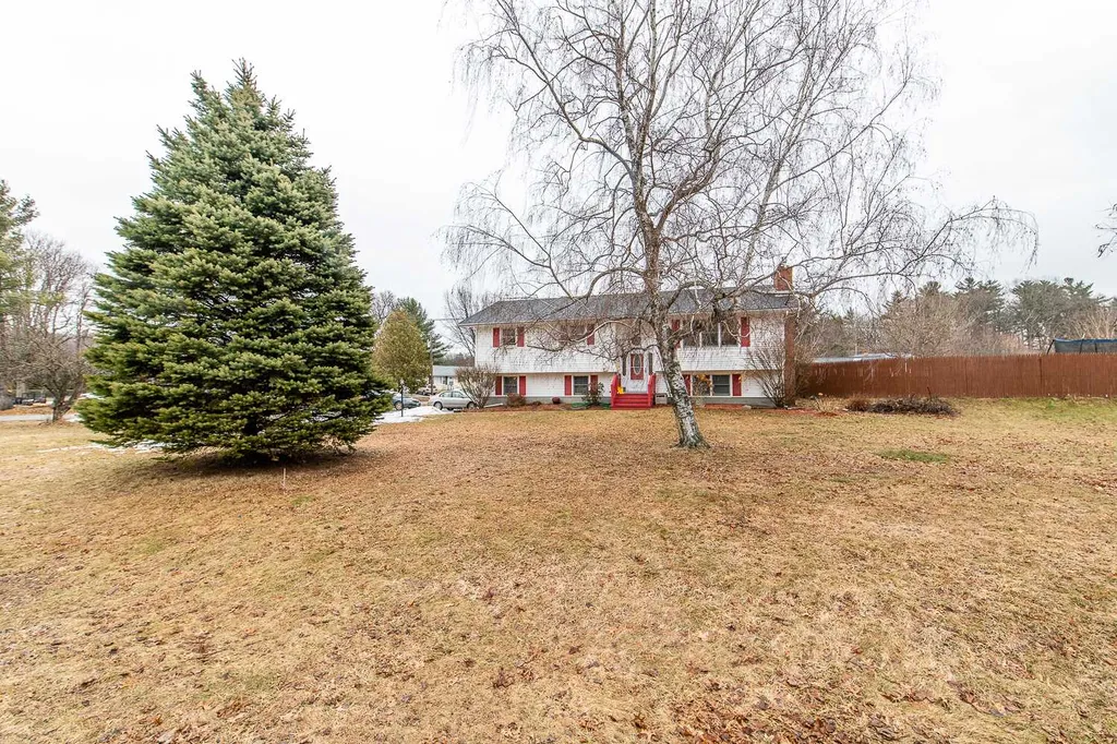 16 Don Mar Terrace Colchester VT 05446