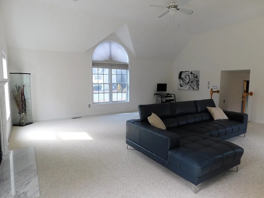 64 Hamilton Drive Epping NH 03042