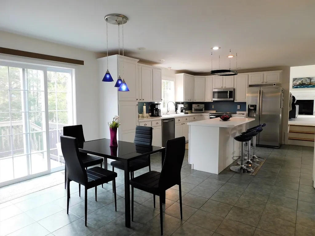 64 Hamilton Drive Epping NH 03042