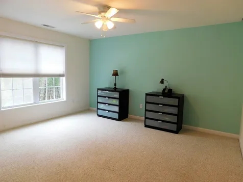 64 Hamilton Drive Epping NH 03042