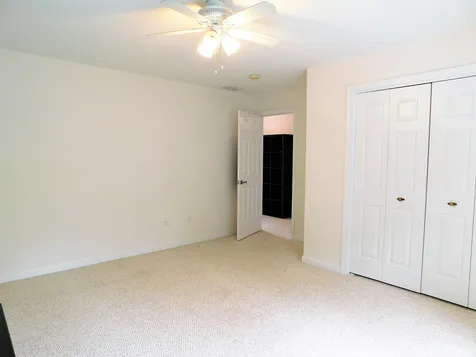64 Hamilton Drive Epping NH 03042