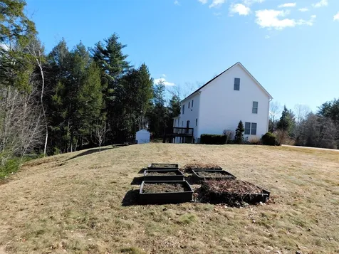 64 Hamilton Drive Epping NH 03042