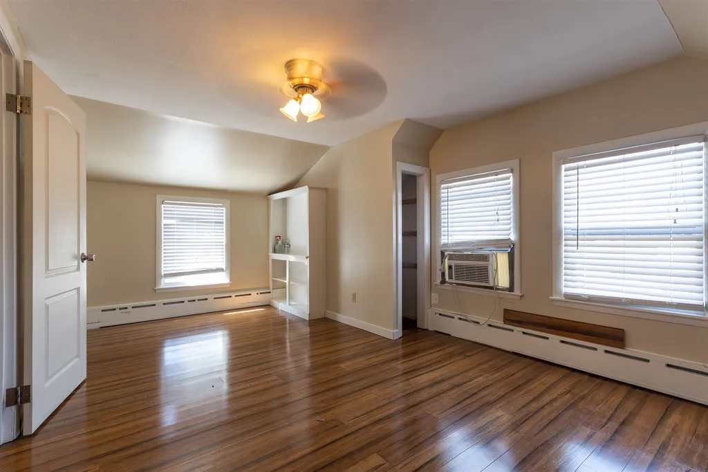 31 Davis Street Somersworth NH 03878