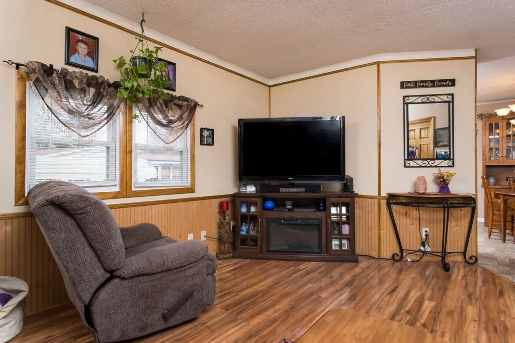 4 North Cranberry Lane Rochester NH 03867