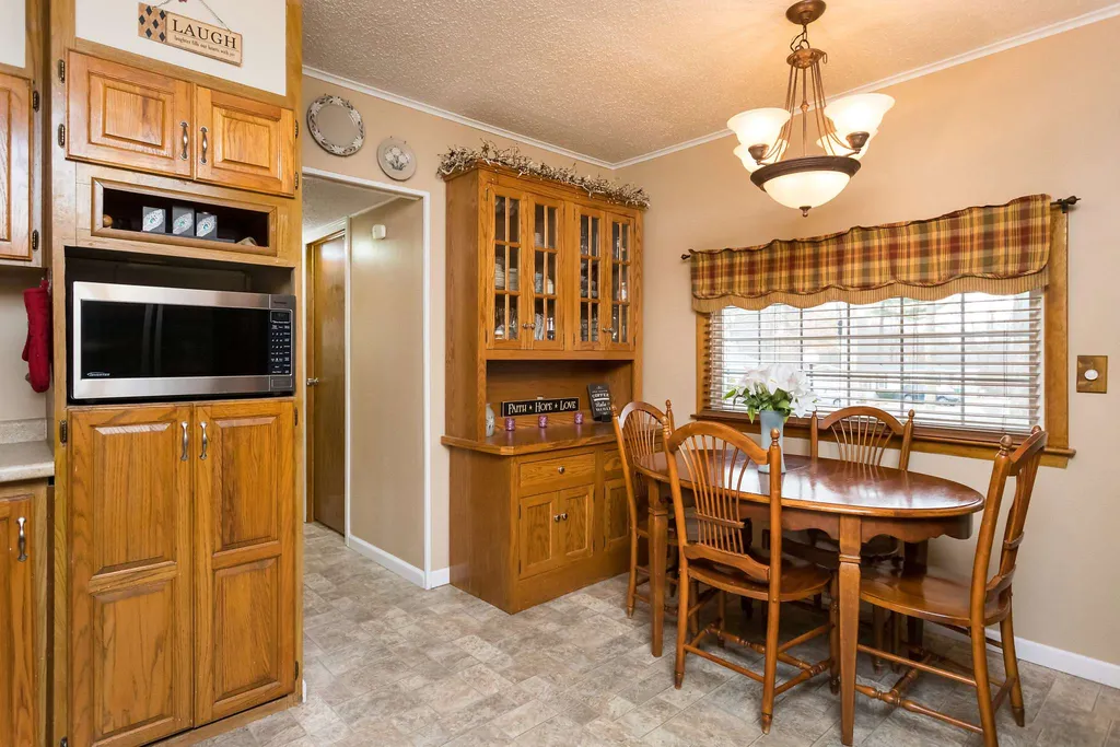 4 North Cranberry Lane Rochester NH 03867