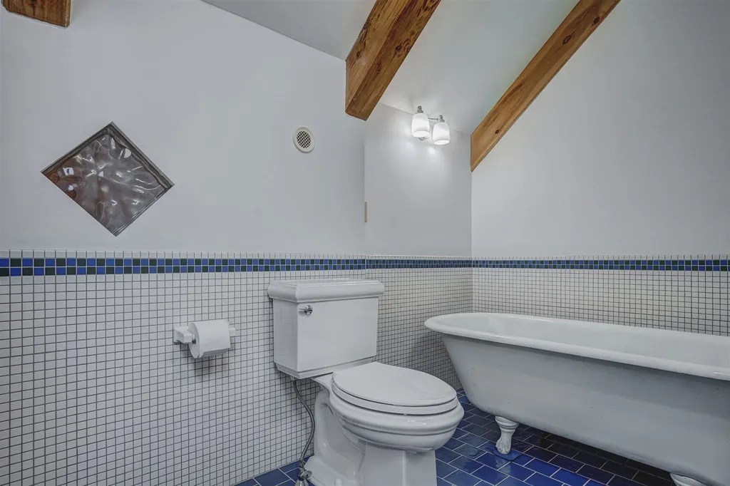 295 Perley Road Francestown NH 03043