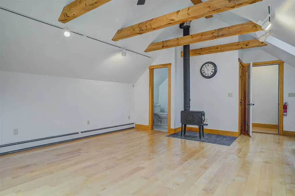 295 Perley Road Francestown NH 03043