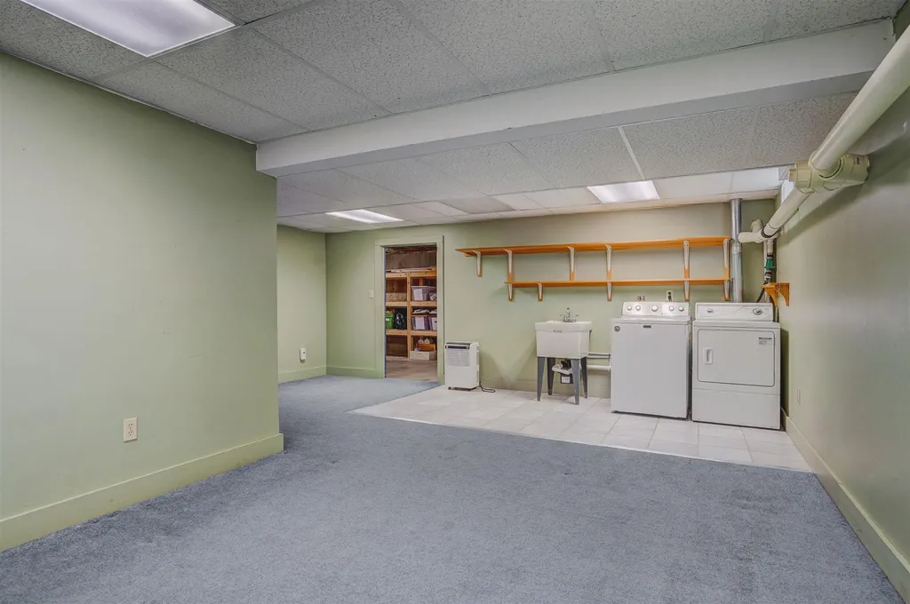 295 Perley Road Francestown NH 03043
