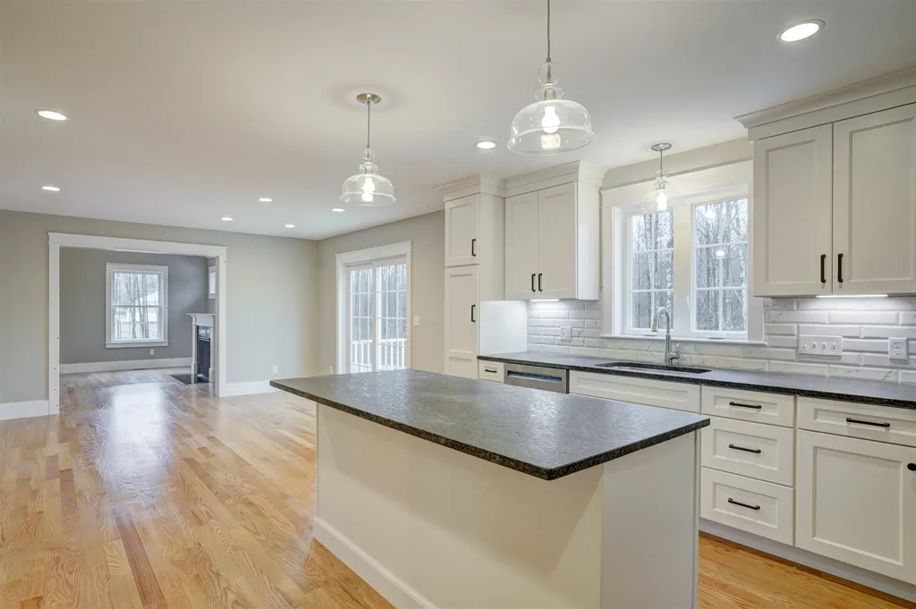 115 Union Road Stratham NH 03885