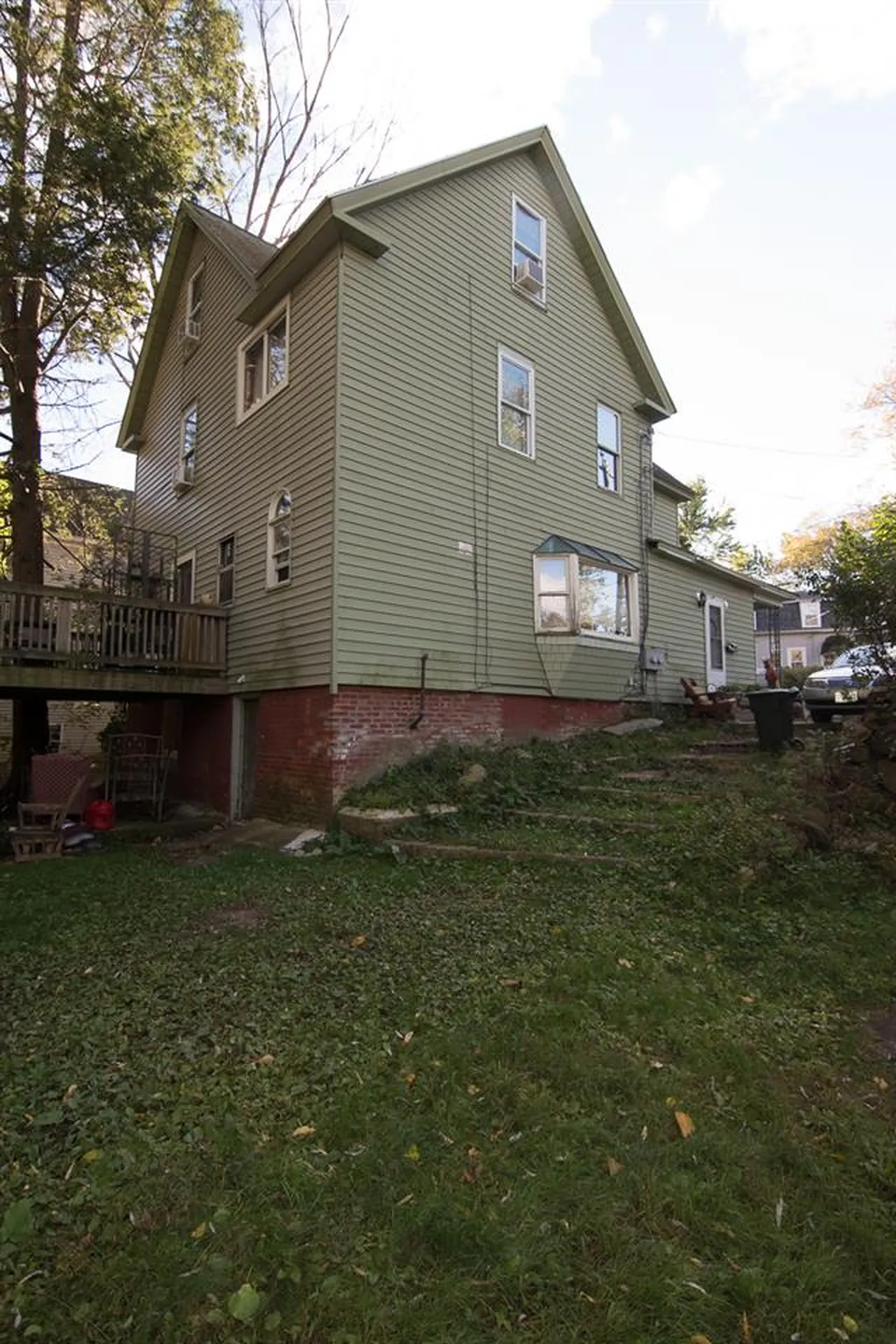 4 Brook Street Derry NH 03038
