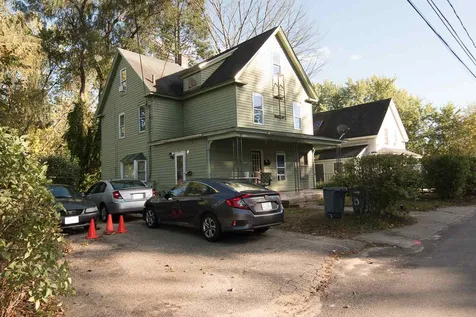 4 Brook Street Derry NH 03038