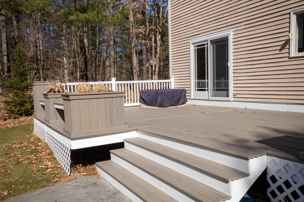 10 Burbank Road Londonderry NH 03053