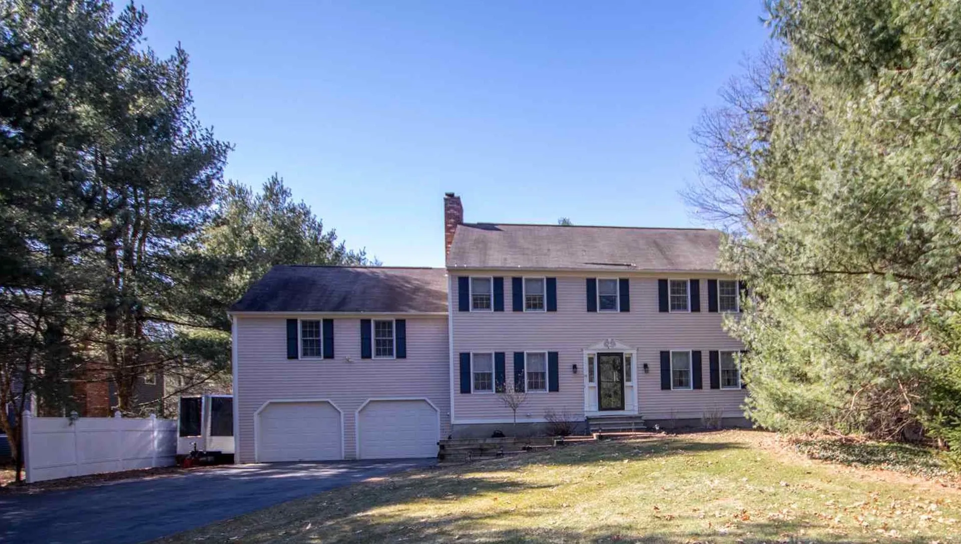 10 Burbank Road Londonderry NH 03053
