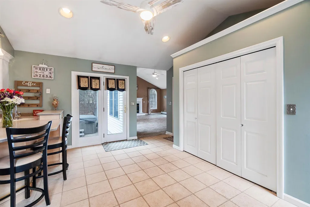 50 Musket Drive Nashua NH 03062