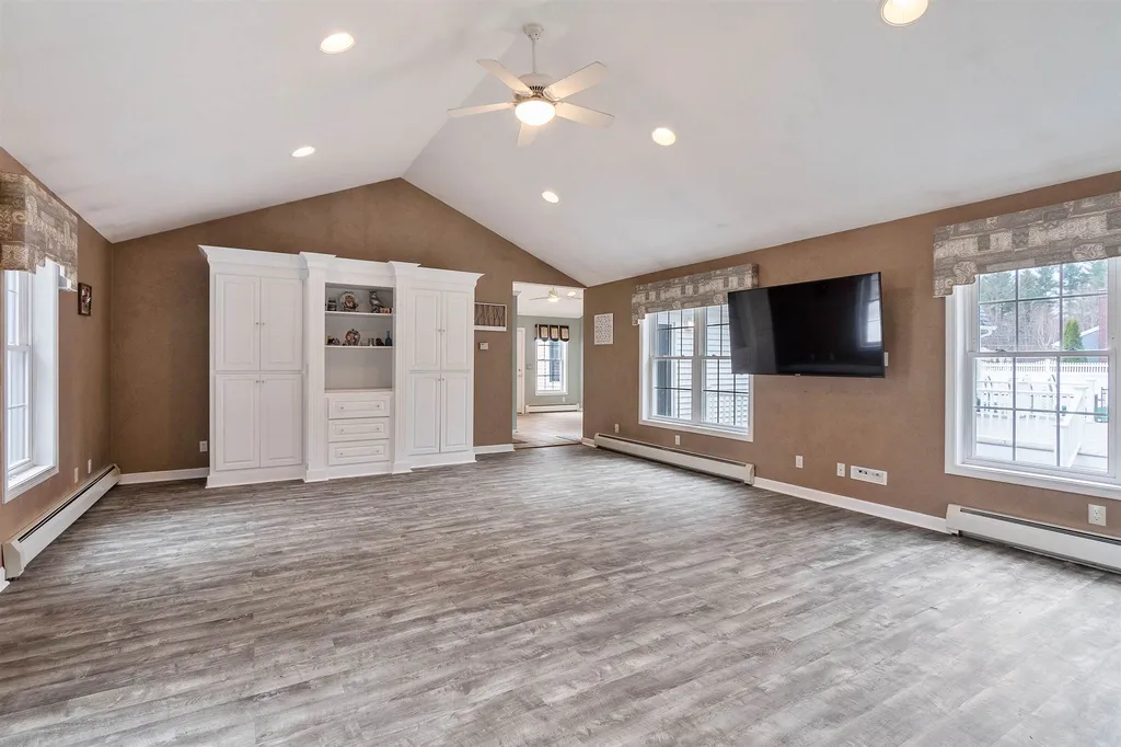 50 Musket Drive Nashua NH 03062