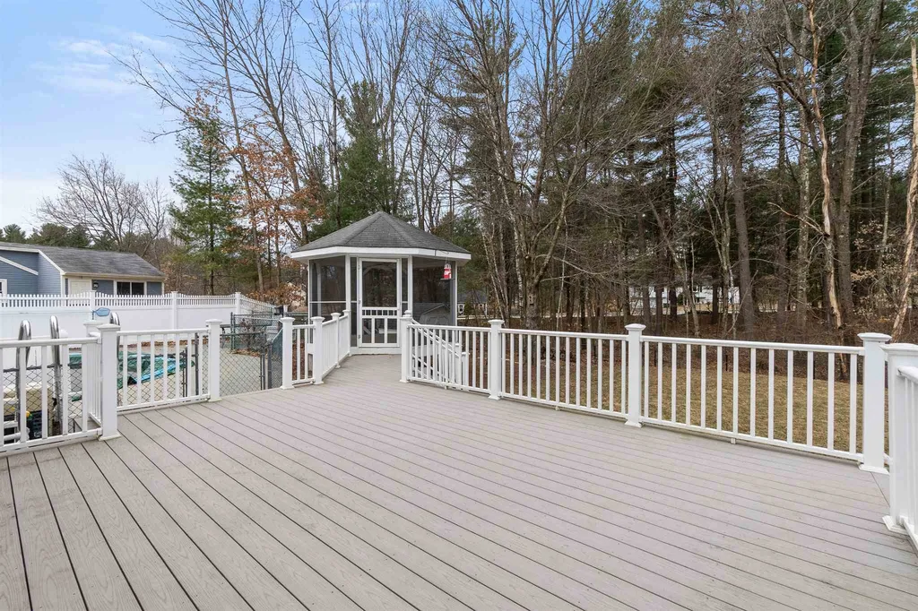 50 Musket Drive Nashua NH 03062